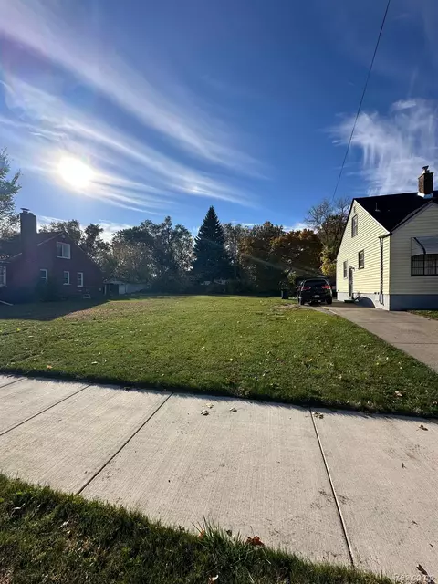 7317 Memorial Ave, Detroit, MI 48228