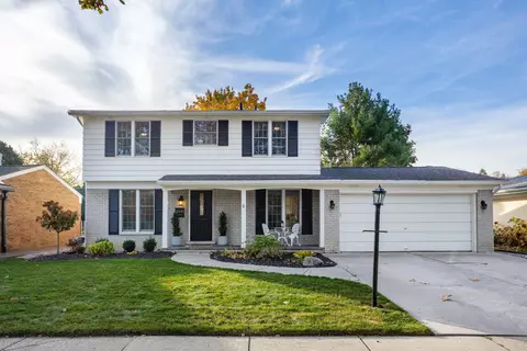 36541 Sherwood St, Livonia, MI 48154