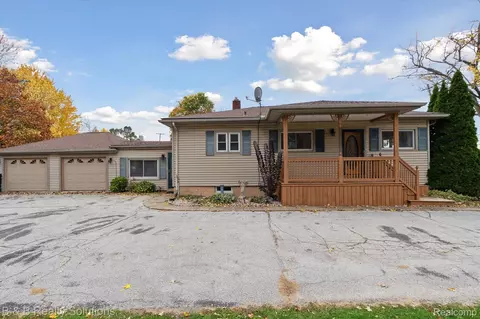 4360 Huron St, North Branch, MI 48461