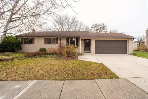 11450 Klebba St, Taylor, MI 48180