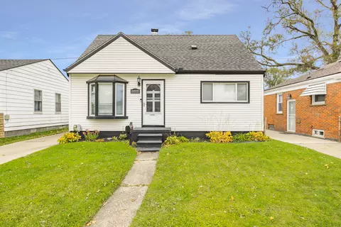 20935 Waltham Rd, Warren, MI 48089