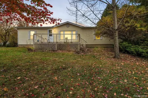 1254 Harneck Rd, Sanilac, MI 48419