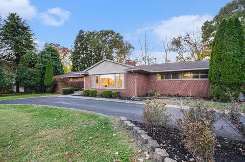 24783 Mulberry Dr, Southfield, MI 48033