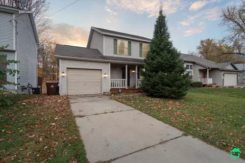 2155 Coolridge Rd, Delhi, MI 48842