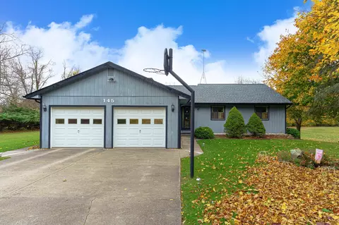 145 Julie Ann Rd, Brandon, MI 48462