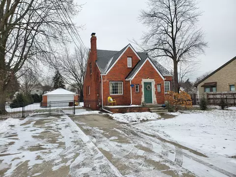11324 E 13 Mile Rd, Warren, MI 48093
