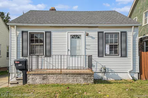 5505 Kenilworth St, Dearborn, MI 48126