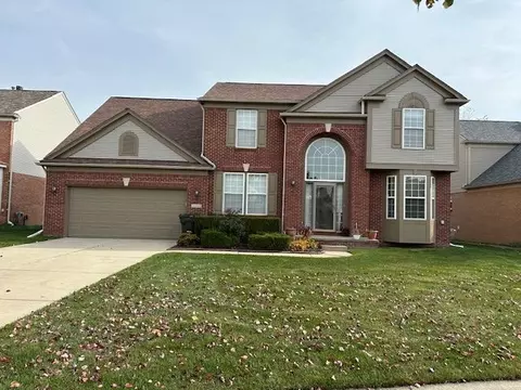33868 Monterra Ln, Sterling Heights, MI 48312