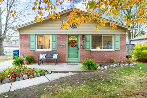 6159 N Globe St, Westland, MI 48185