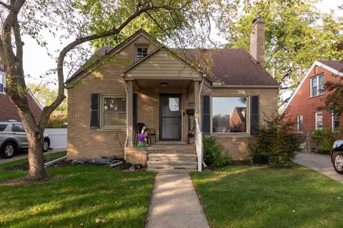 15224 Oceana Ave, Allen Park, MI 48101