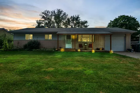 45759 Wakefield St, Shelby Township, MI 48317