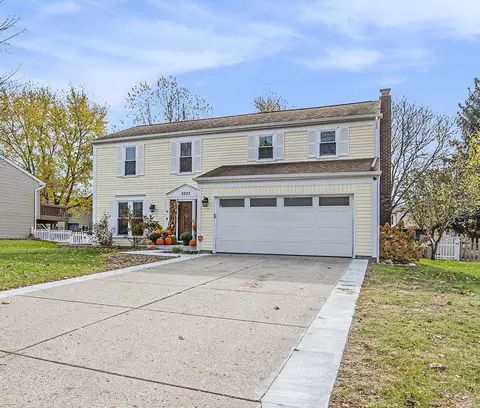 3337 Millcrest Dr, Orion, MI 48360