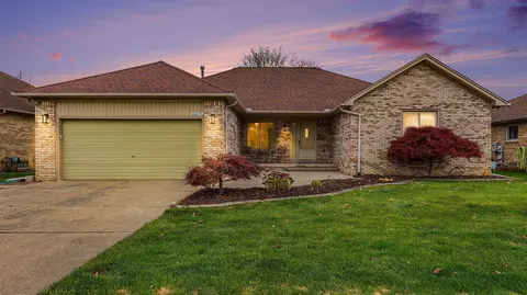 46171 Butte Dr, Macomb, MI 48044