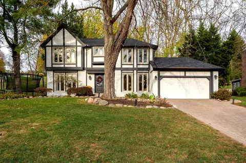 42672 Steepleview St, Northville, MI 48168