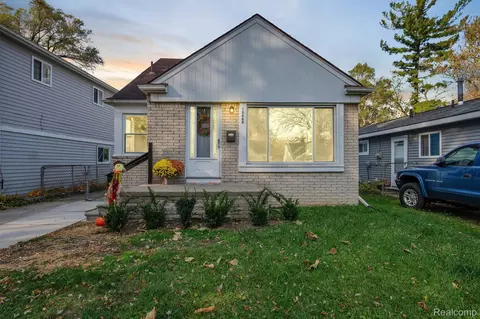 15489 Winston, Redford, MI 48239