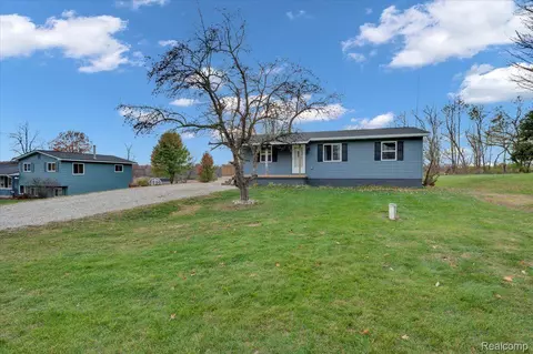 4399 Huckleberry Cir, Deerfield, MI 48421