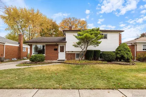 27350 Shelbourne, Warren, MI 48088