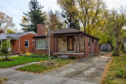 2929 Harvard Rd, Berkley, MI 48072