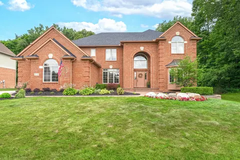 47116 Marisa Crt Ct, Plymouth, MI 48170