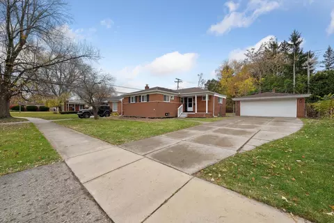 9349 Kinloch, Redford, MI 48239