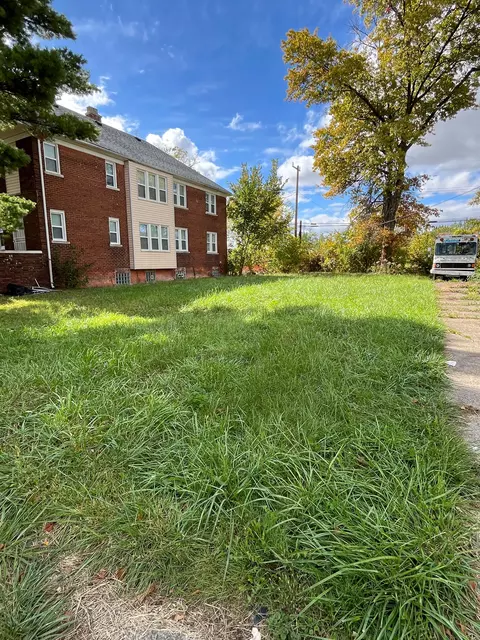 3573 Nottingham Rd, Detroit, MI 48224