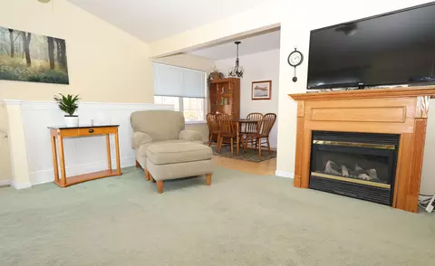 721 Griswold St, Howell, MI 48843