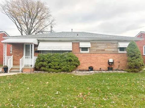 24336 Courtland Ave, Eastpointe, MI 48021