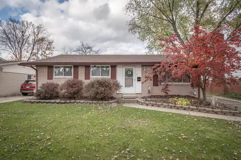 39464 Cather St, Canton, MI 48187