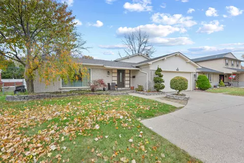 25888 Cherry Hill Rd, Dearborn Heights, MI 48127