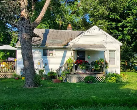 14997 Toledo St, Flat Rock, MI 48134