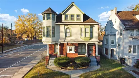 2405 Field St, Detroit, MI 48214