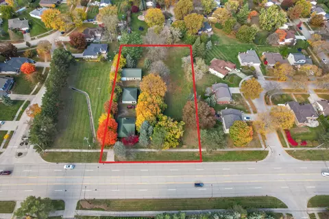 1375 E Long Lake Rd, Troy, MI 48085