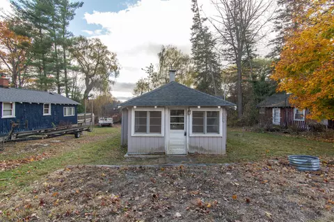 3552 E Lake Forest Rd, Hill, MI 48635