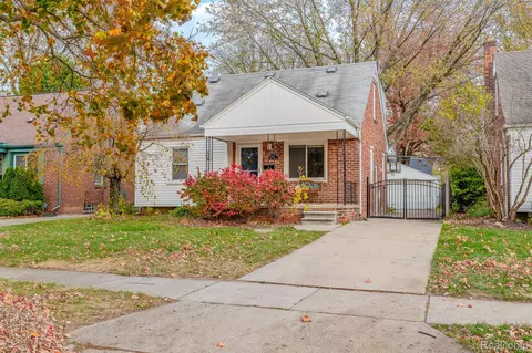 3214 N Blair Ave, Royal Oak, MI 48073