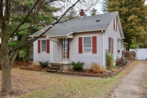 46 Pennell Rd, Imlay, MI 48444