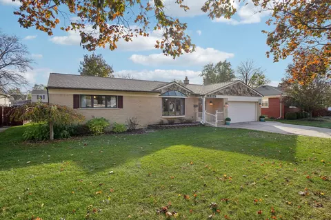 16390 Gordon, Fraser, MI 48026