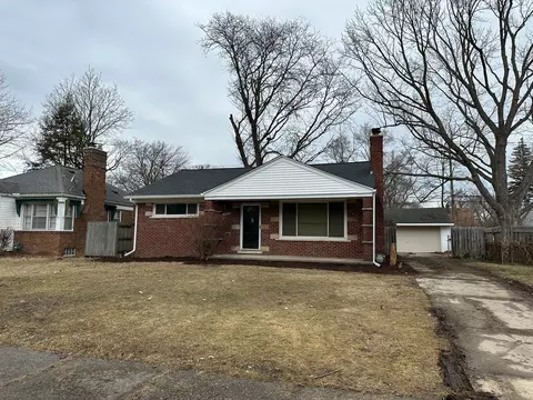 26348 N River Park Dr, Inkster, MI 48141