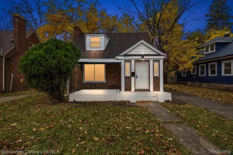 16527 Braile St, Detroit, MI 48219