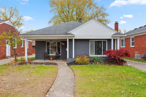 6834 Fenton St, Dearborn Heights, MI 48127