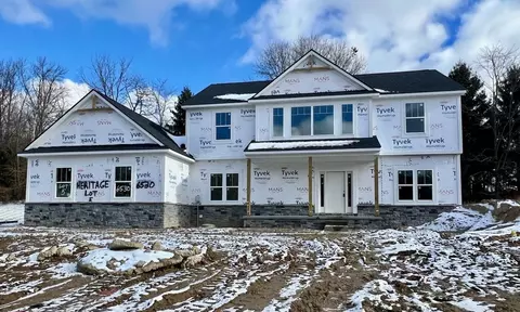 6530 Cambridge Cir, Independence, MI 48346