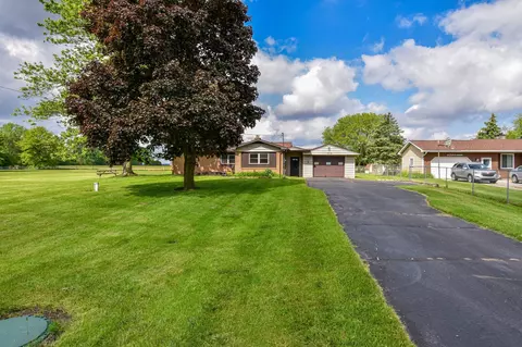 9316 East Rd, Albee, MI 48417