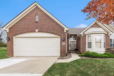1153 Andover Cir, Commerce, MI 48390