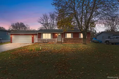 4439 Bridgeman Trl, Mundy, MI 48473