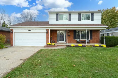 13659 Heritage Rd, Sterling Heights, MI 48312