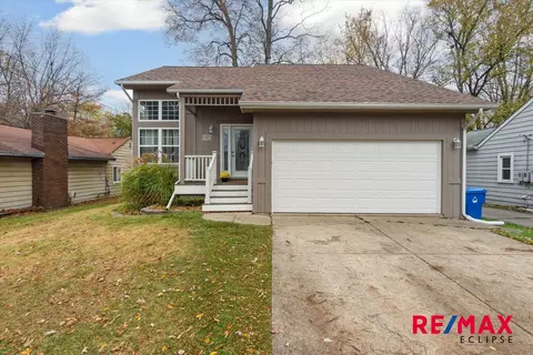 4834 Fenmore Ave, Waterford, MI 48328