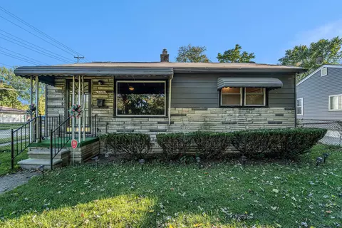 26801 Notre Dame St, Inkster, MI 48141