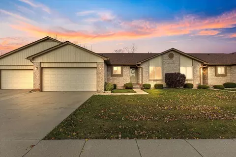 26245 Markiegrove, Chesterfield, MI 48051