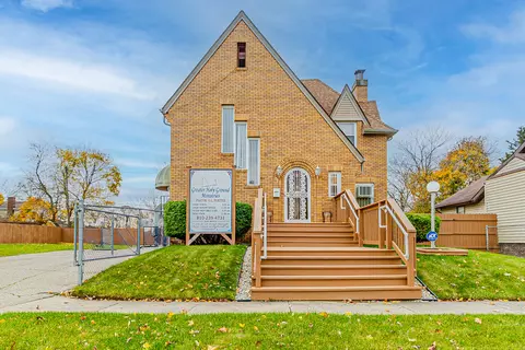 523 Josephine St, Flint, MI 48503