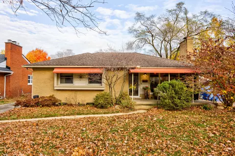 17779 W Outer Dr, Dearborn Heights, MI 48127