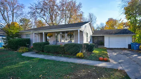 153 Bevins St, Holly, MI 48442